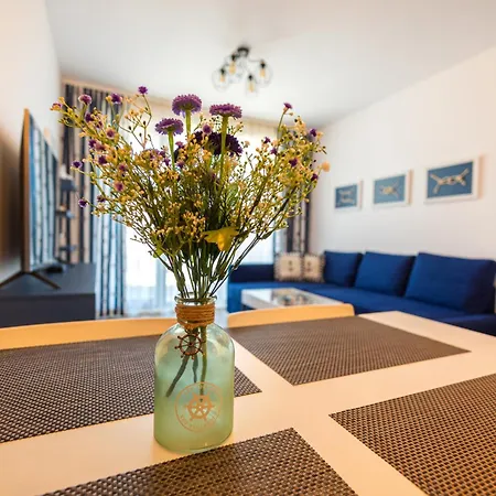 Elinor - B25 Apartment